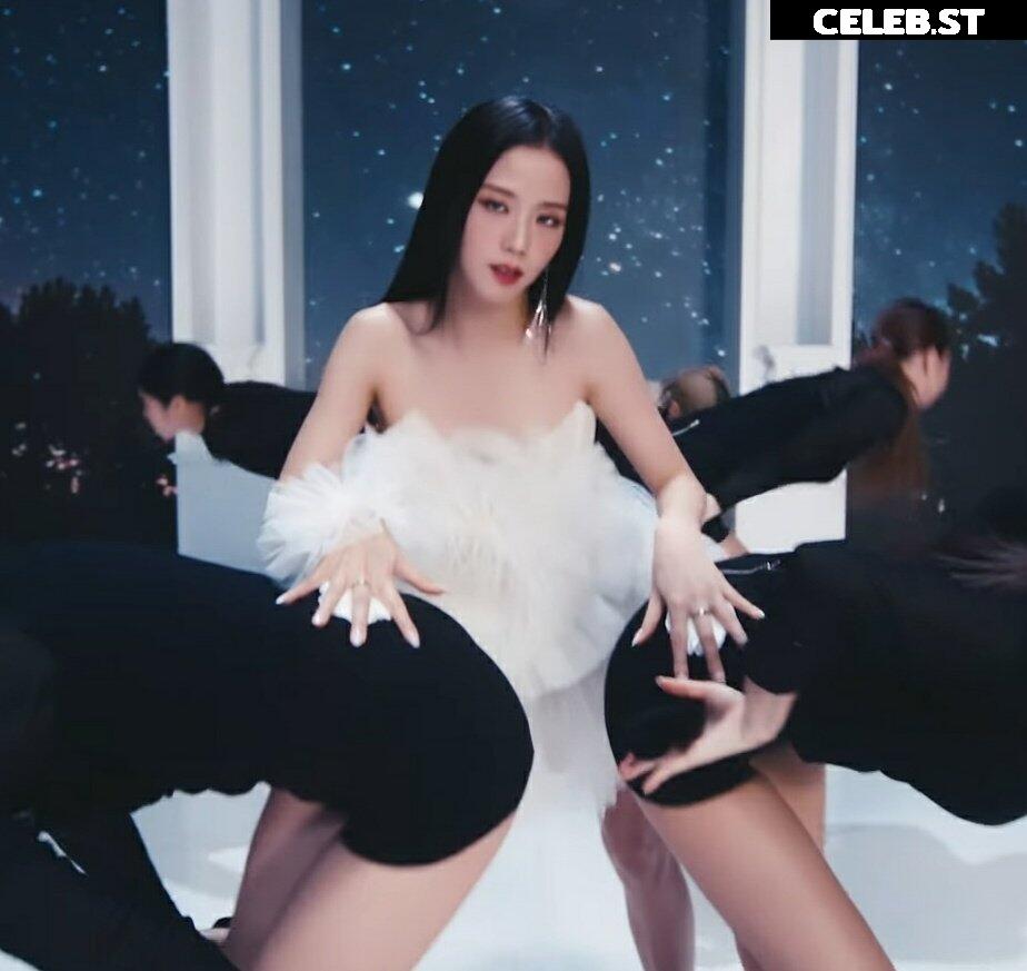 Jisoo  || - BLΛƆKPIИK ( BLACKPINK ) Image 4438202