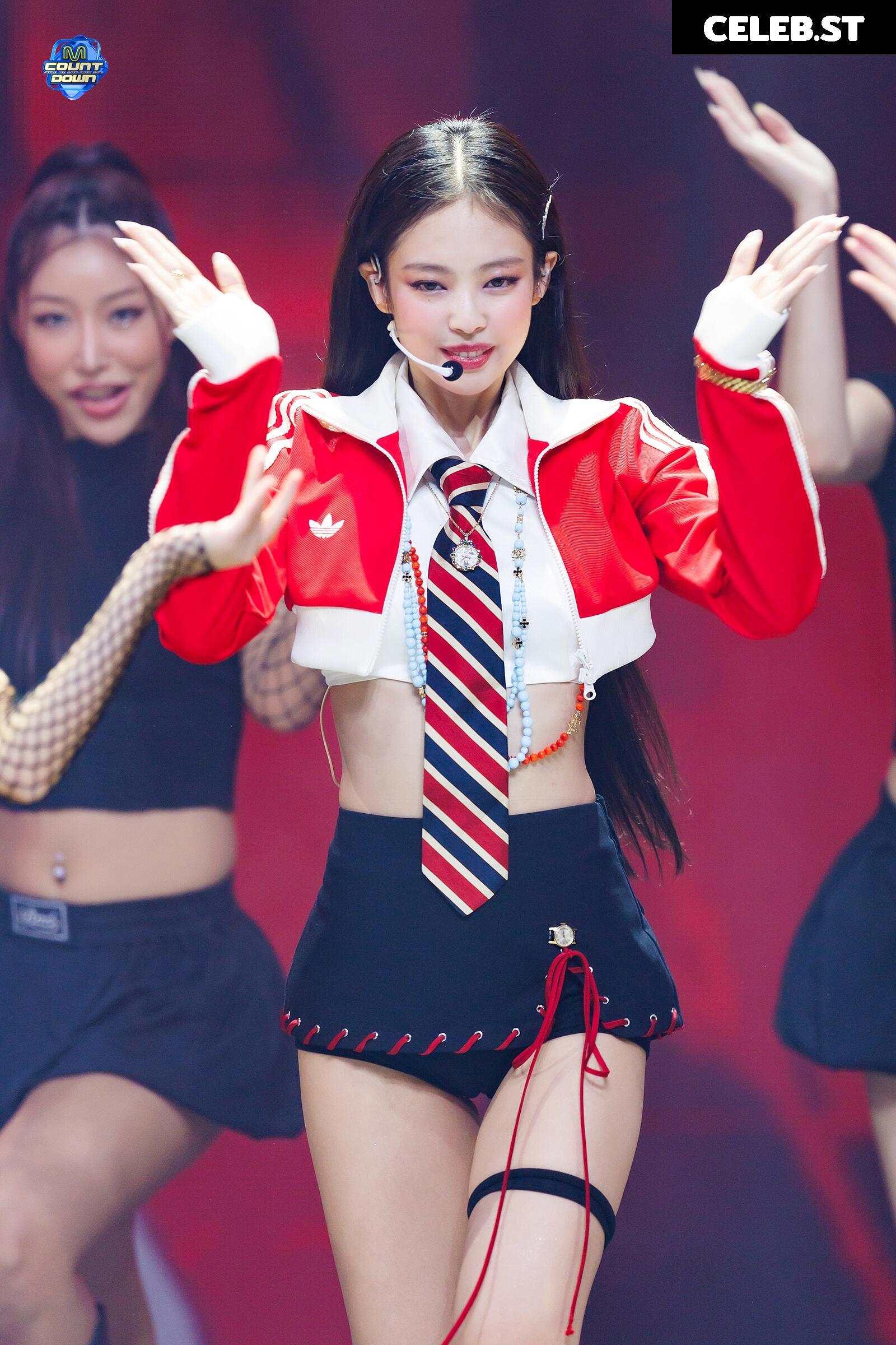 Jennie | BLΛƆKPIИK (Blackpink) Image 4438917