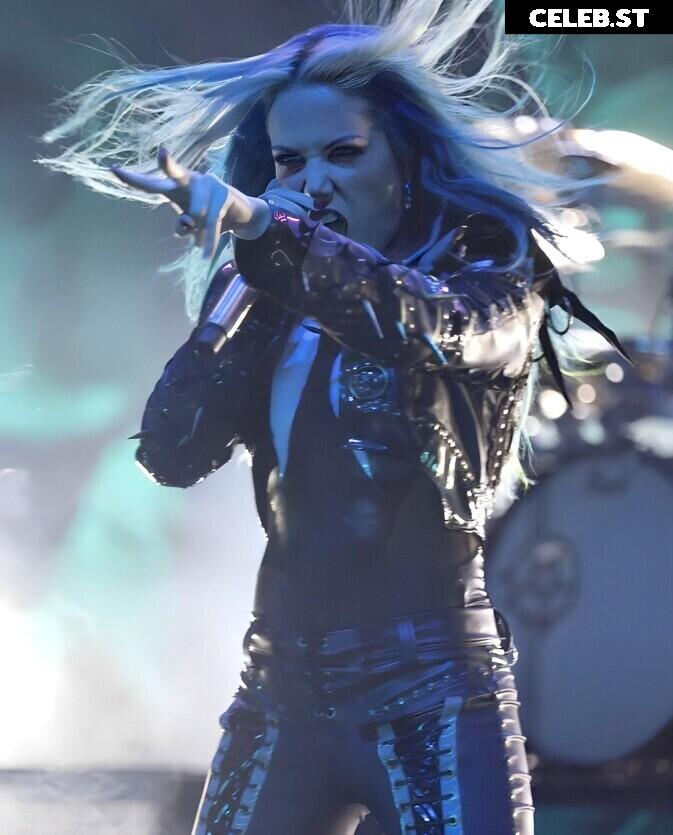 Women of Metal Image 4438907