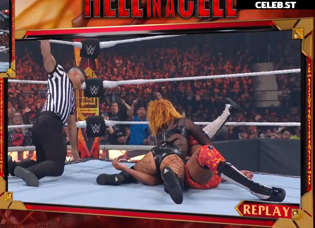 WWE Becky Lynch Image 4425367