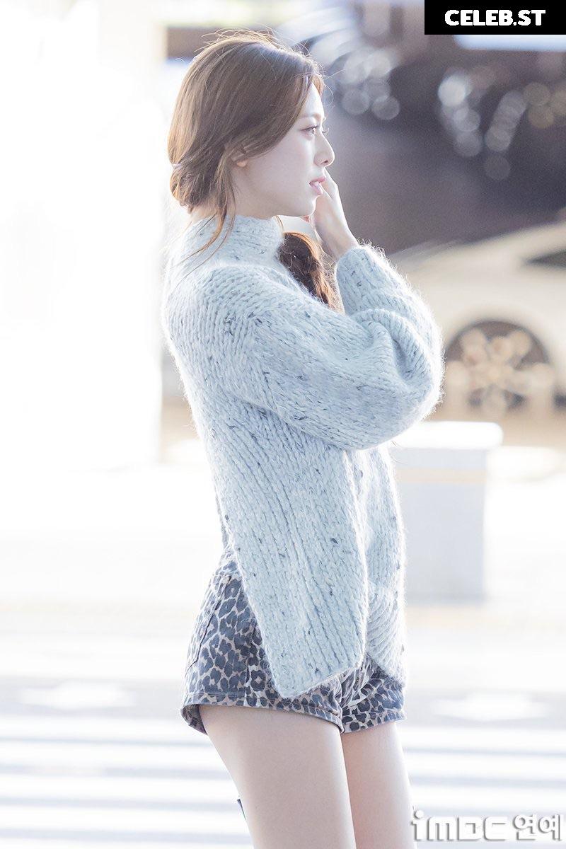 Yuna - ITZY (유나, Shin Yu Na) Image 4426583