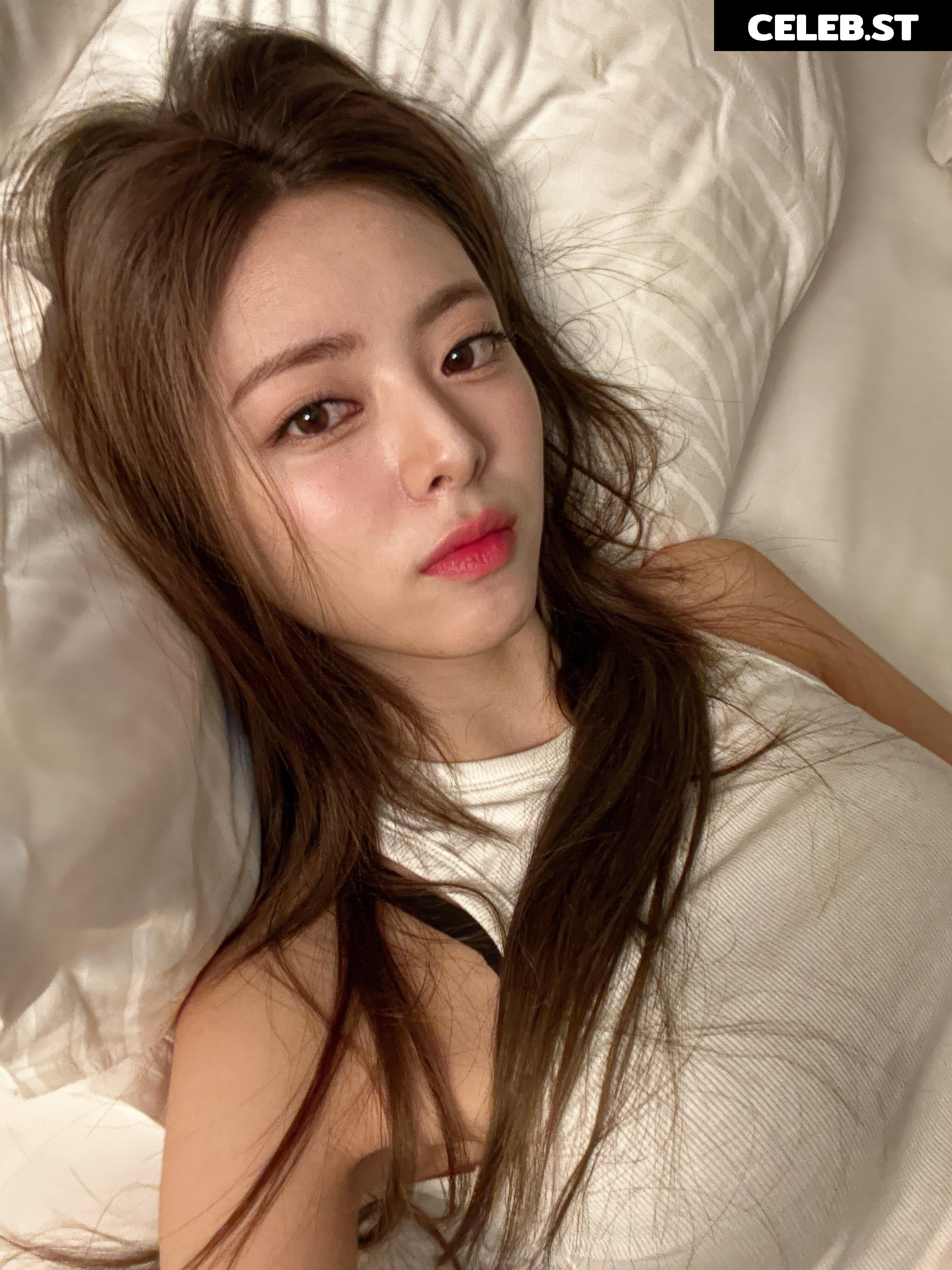 Yuna - ITZY (유나, Shin Yu Na) Image 4426139