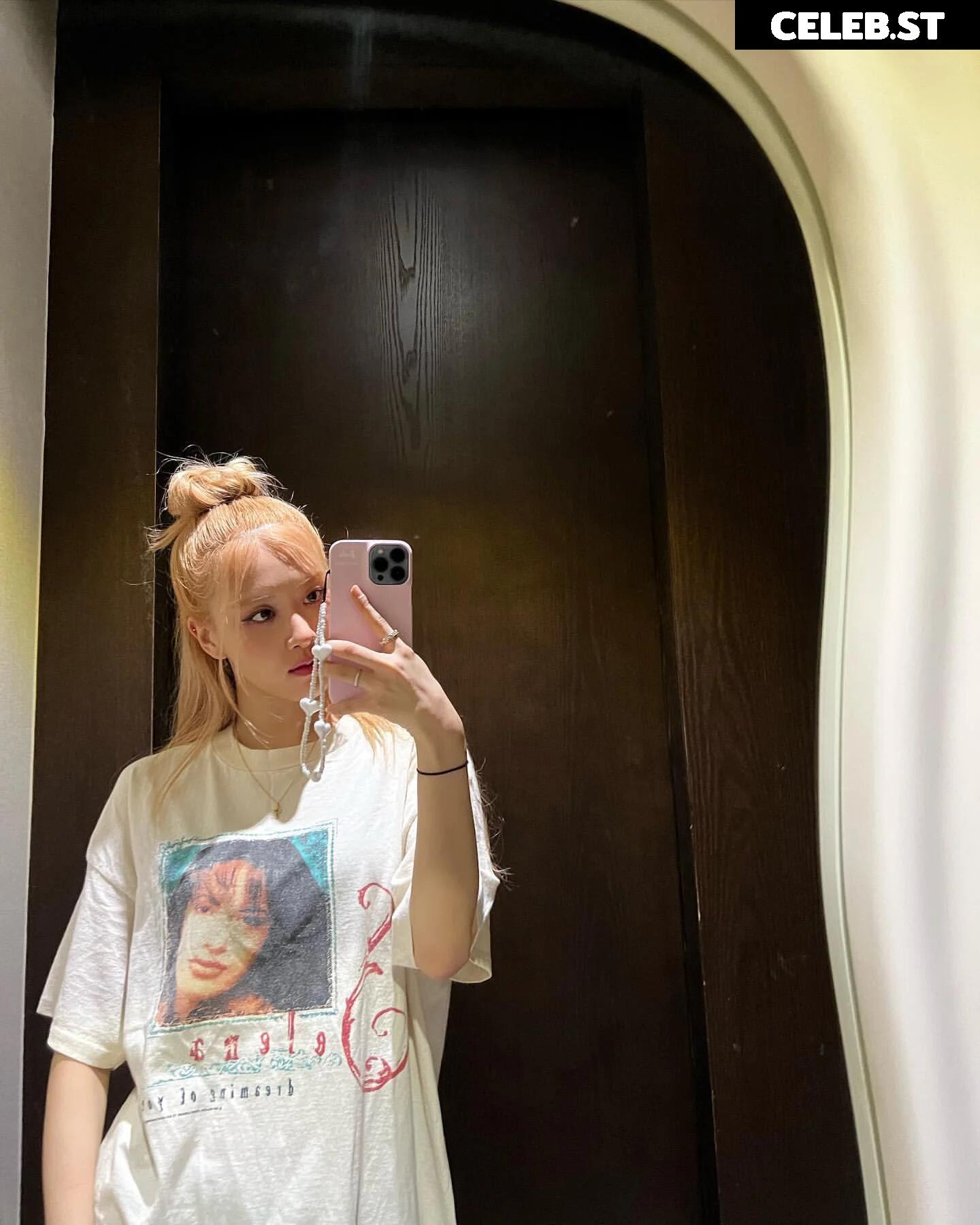 Rosé || Roseanne Park - BLΛƆKPIИK ( BLACKPINK ) Image 4427590