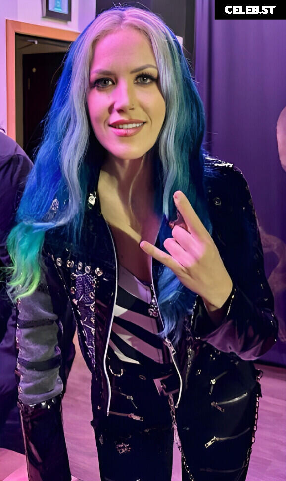 Women of Metal Image 4427778