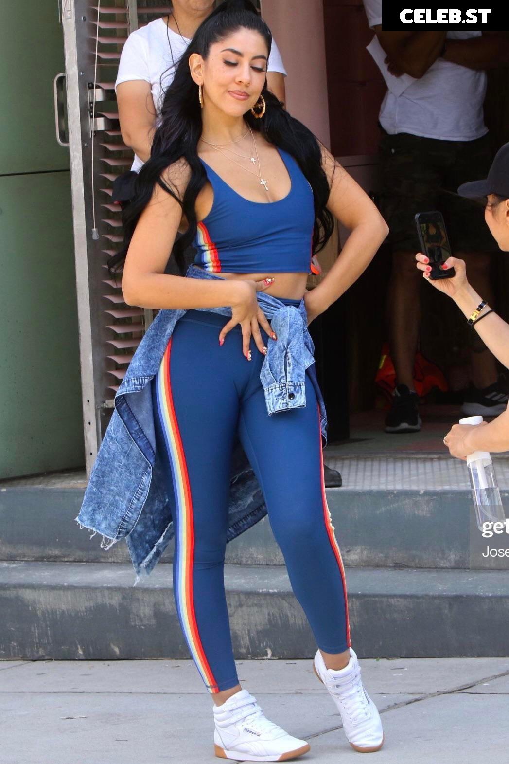 Stephanie Beatriz (Rosa Diaz from Brooklyn Nine-Nine) Image 4427729