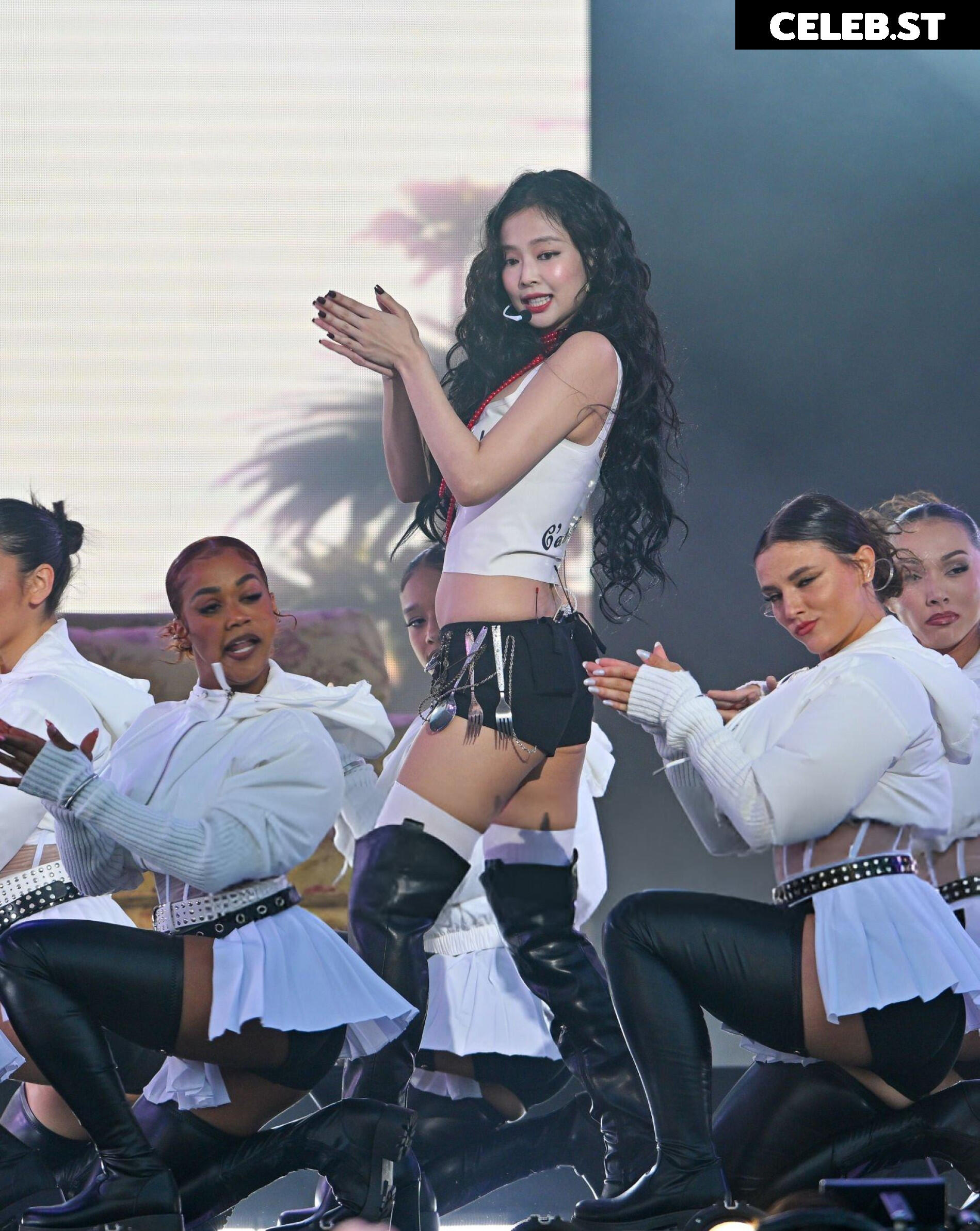 Jennie | BLΛƆKPIИK (Blackpink) Image 4427196