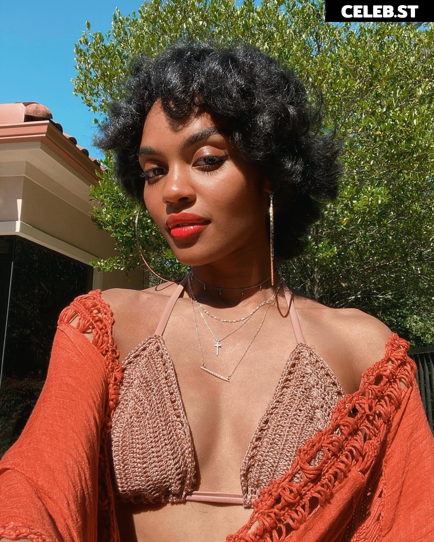 China Anne McClain Image 4424384