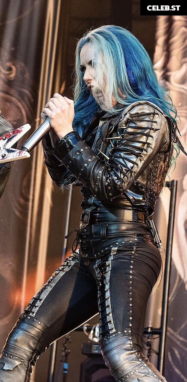 Women of Metal Image 4421868