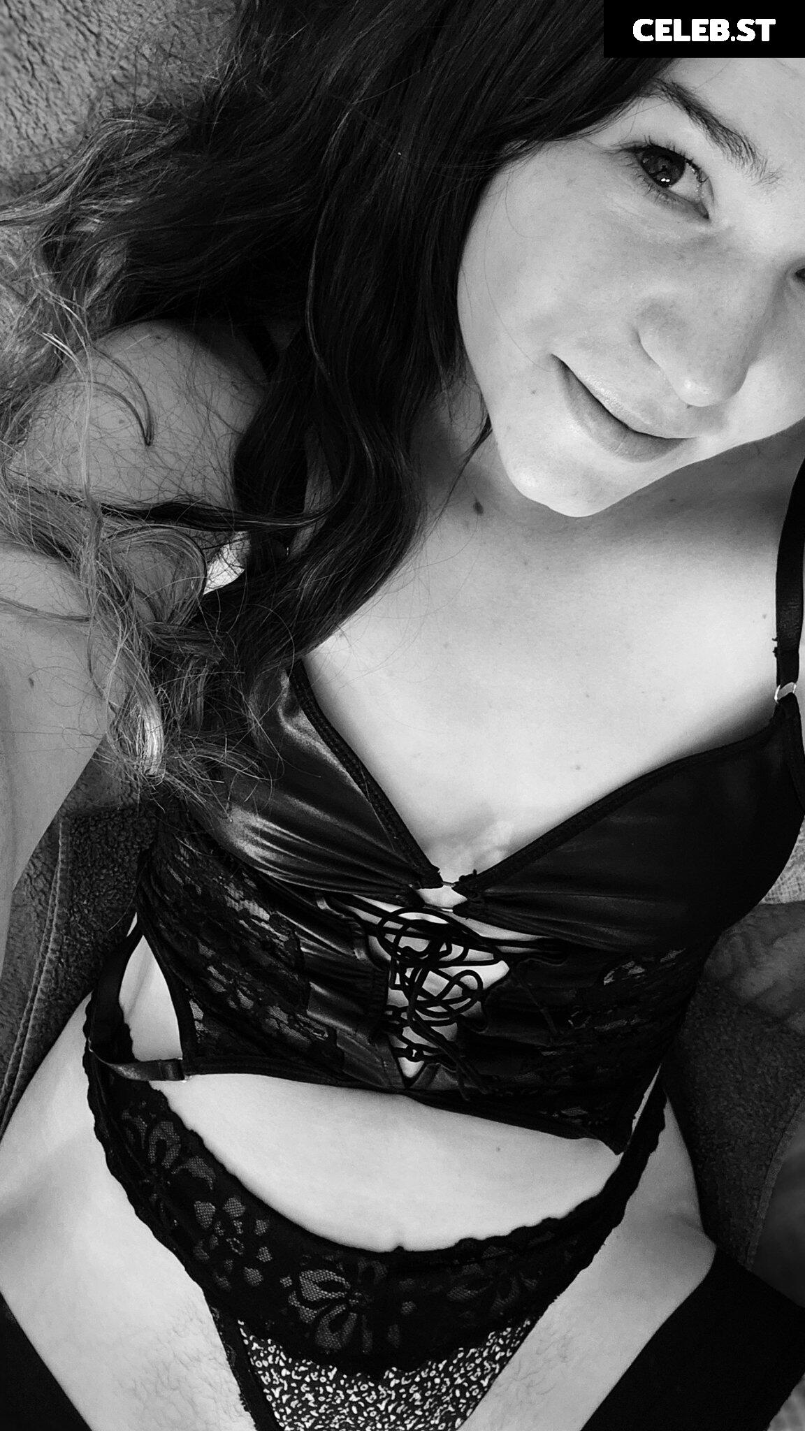 Lucie Mehot Image 442147