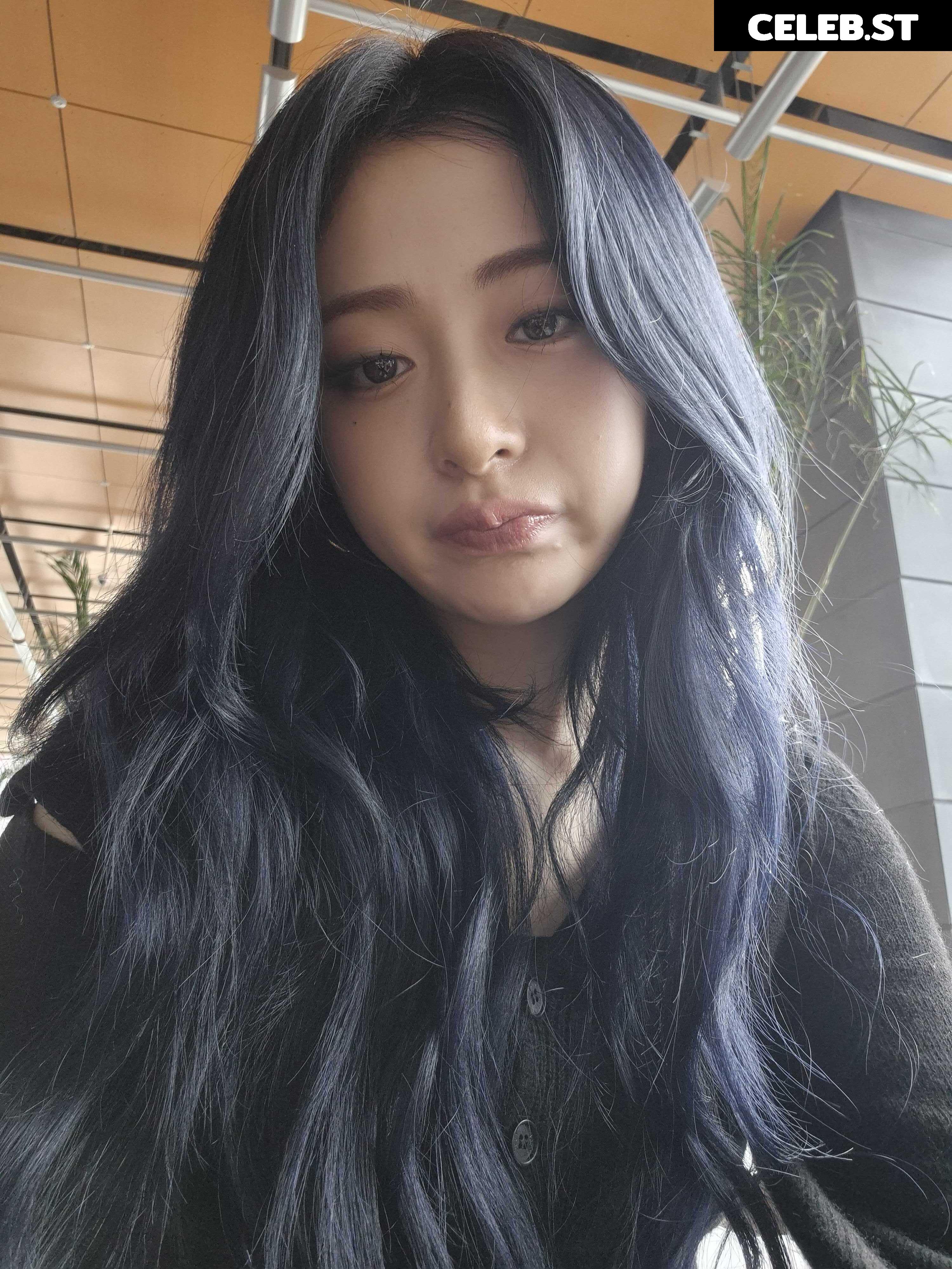Huh Yunjin 허윤진 | LESSERAFIM Image 4421778