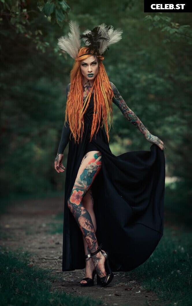 Women of Metal Image 4421644