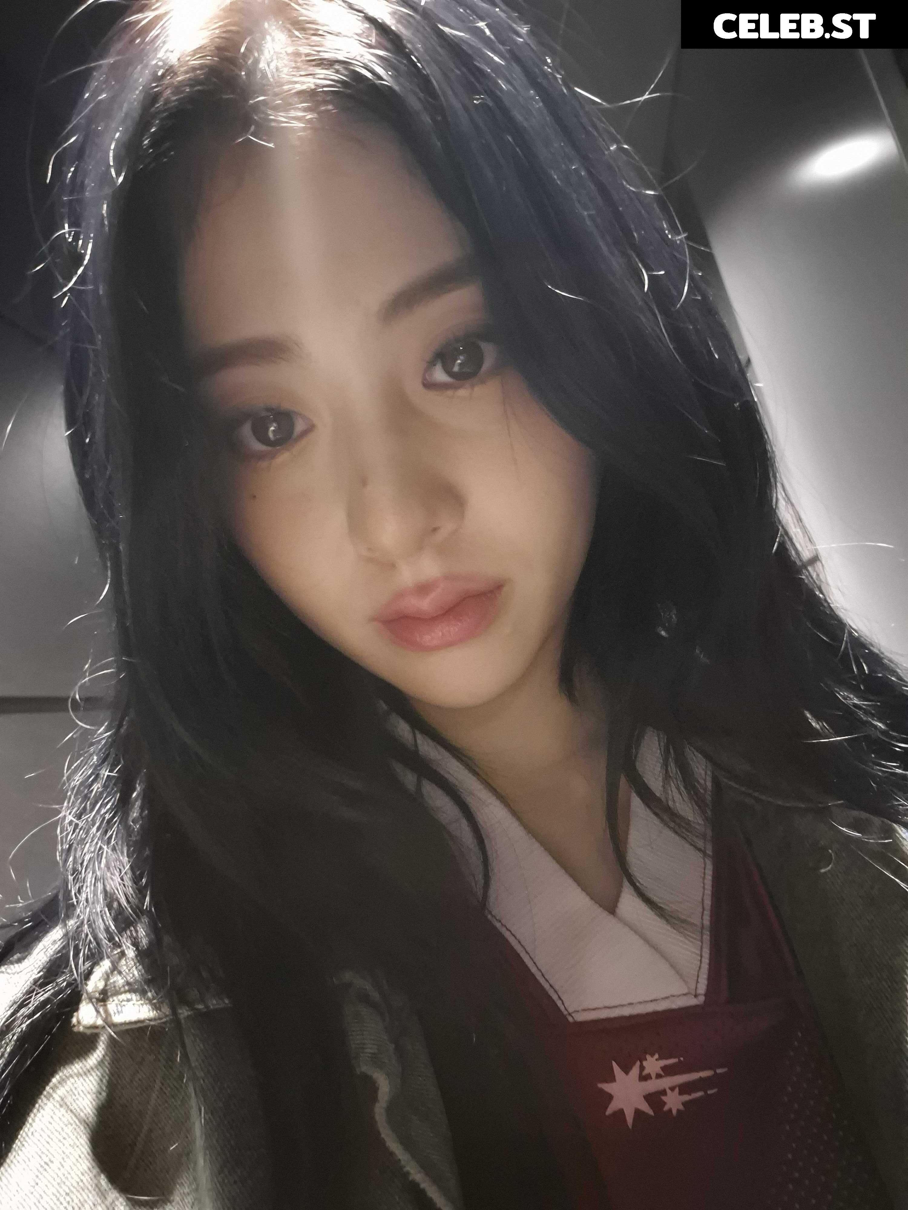 Huh Yunjin 허윤진 | LESSERAFIM Image 4421676