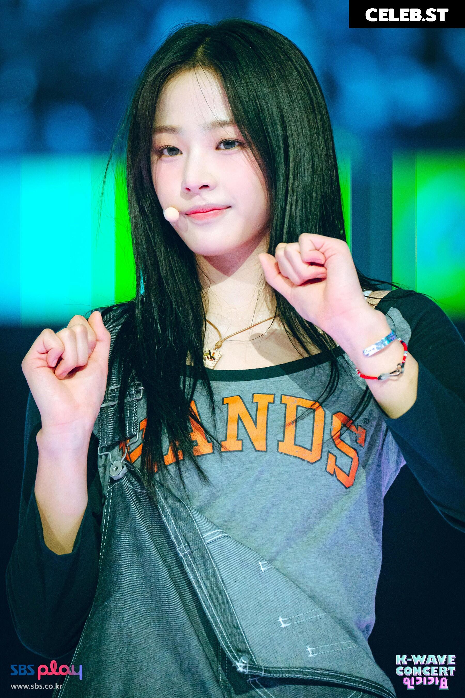 Minji (NewJeans) Image 4421610