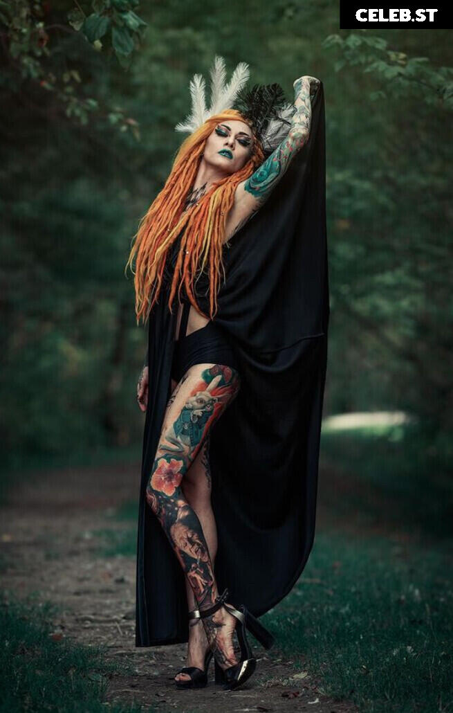 Women of Metal Image 4421629
