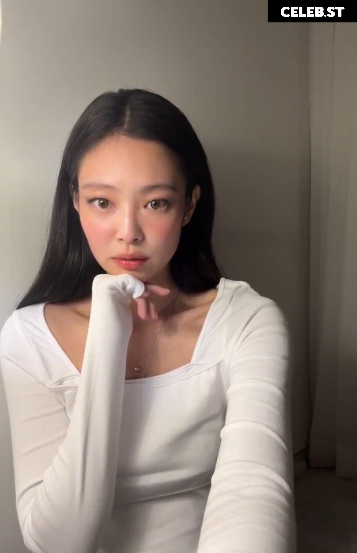 Jennie | BLΛƆKPIИK (Blackpink) Image 4421032