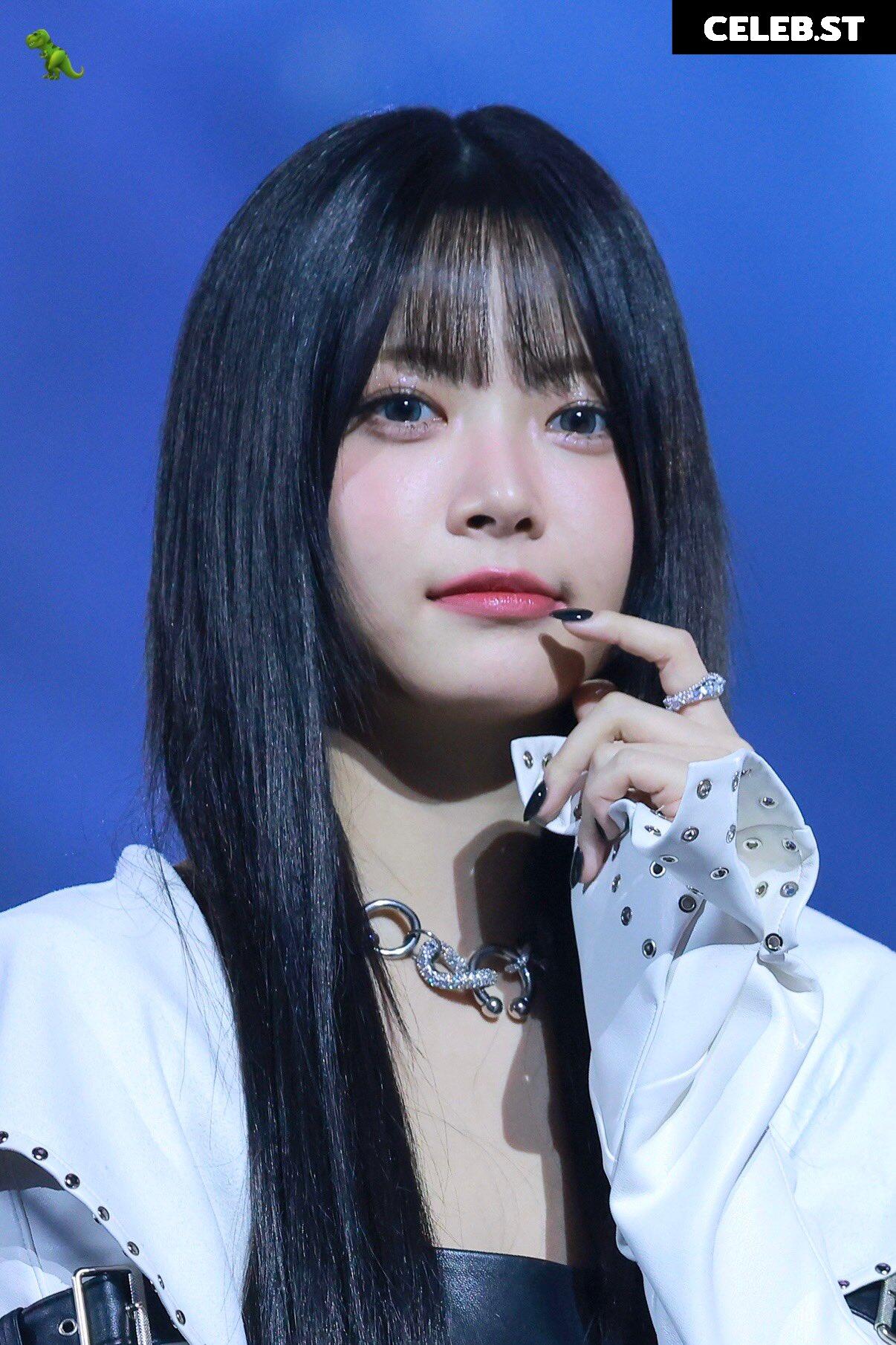 Hong Eunchae 홍은채 | LESSERAFIM Image 4421910