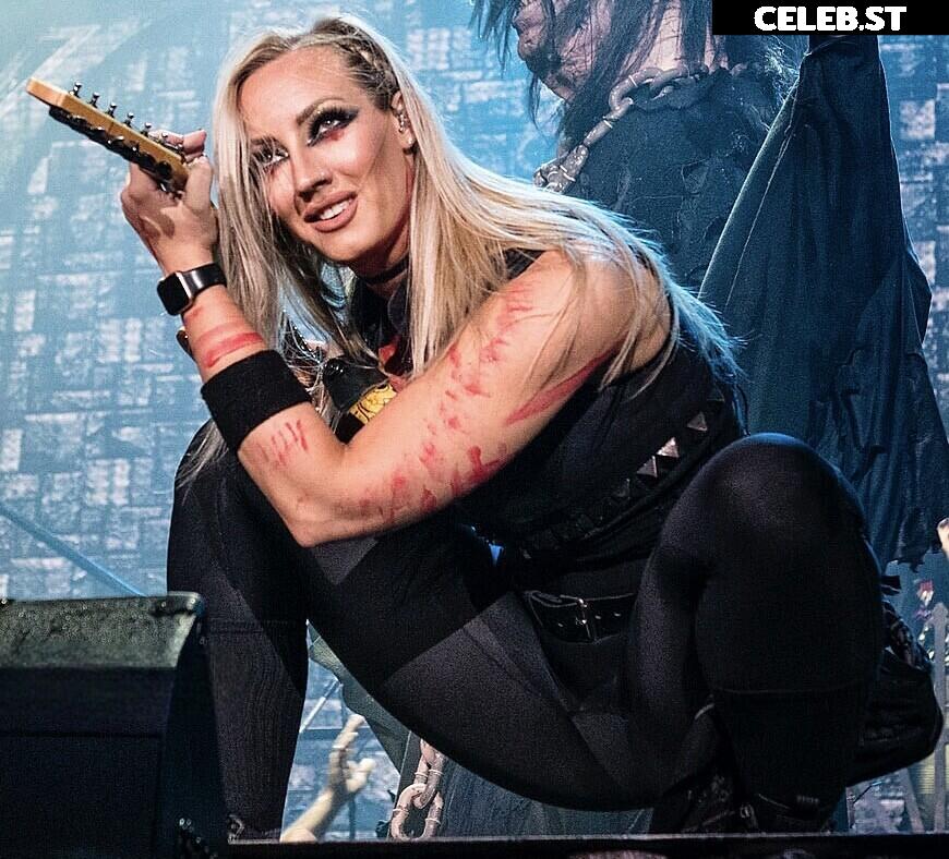 Women of Metal Image 4422332