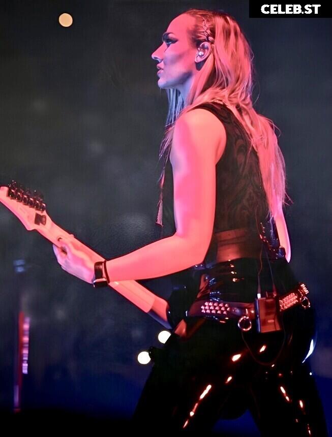 Women of Metal Image 4423593