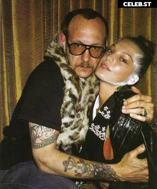 Terry Richardson with Girls Image 4423481