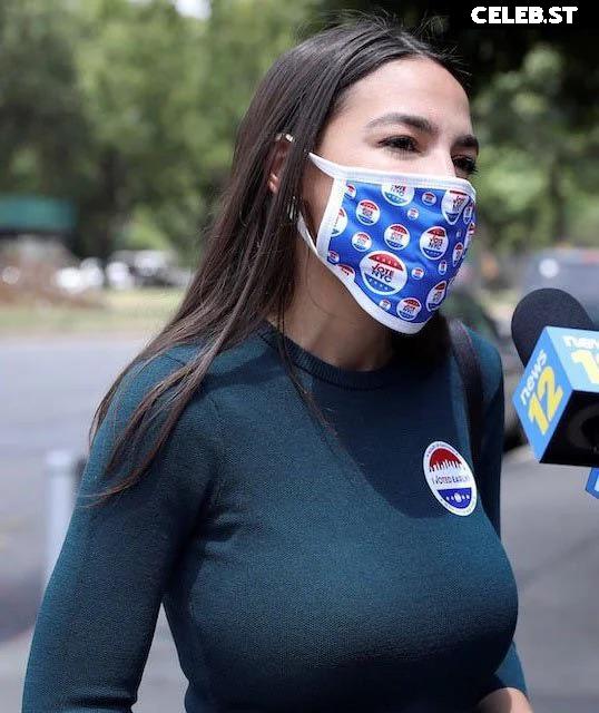 Alexandria Ocasio-Cortez / AOC Image 4420007