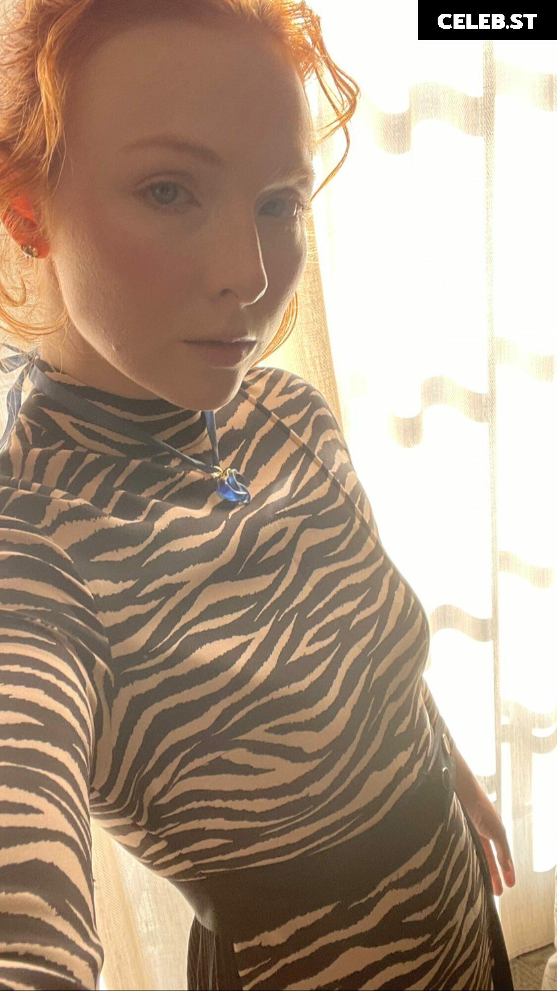 Molly Quinn Image 4429718