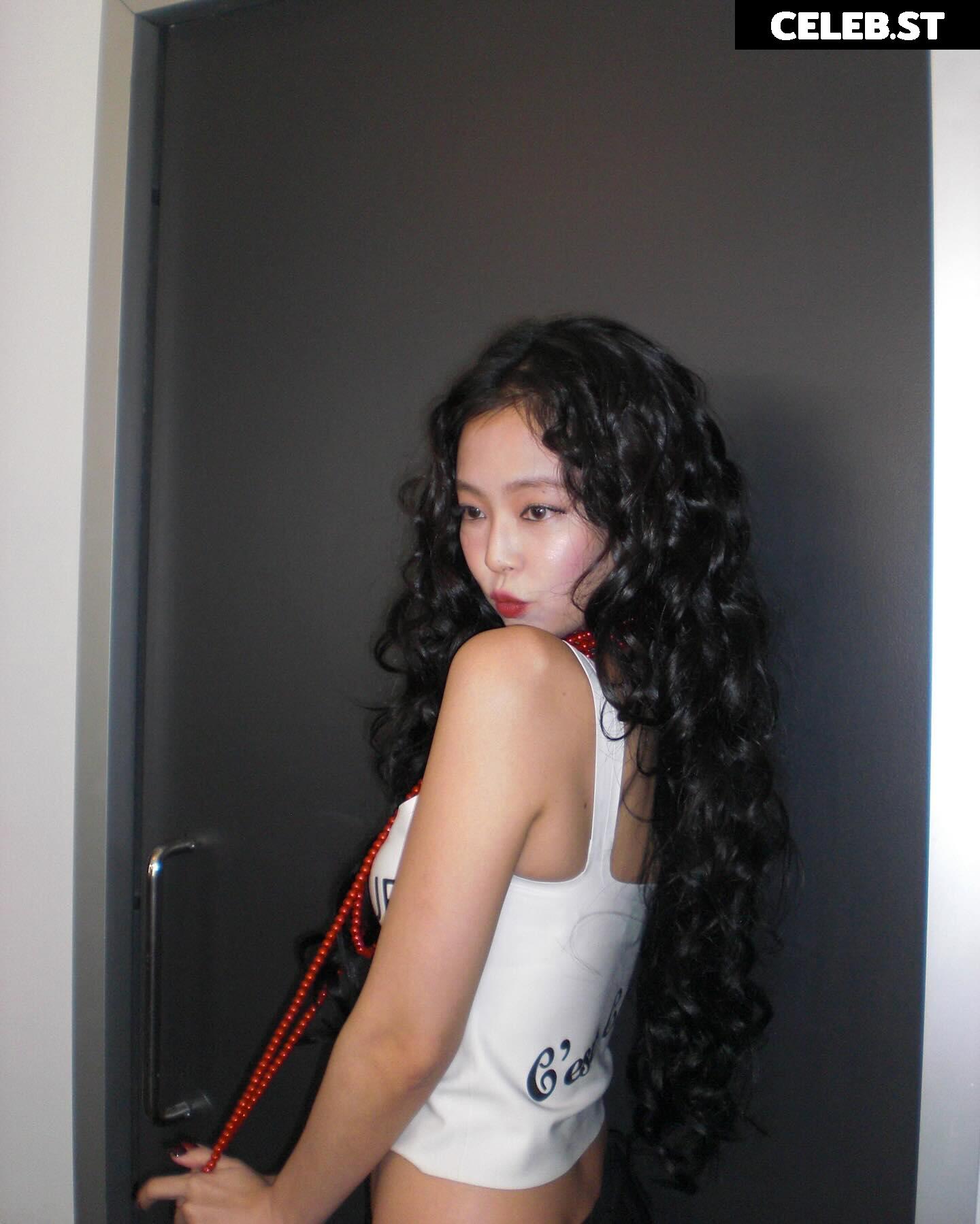Jennie | BLΛƆKPIИK (Blackpink) Image 4429037