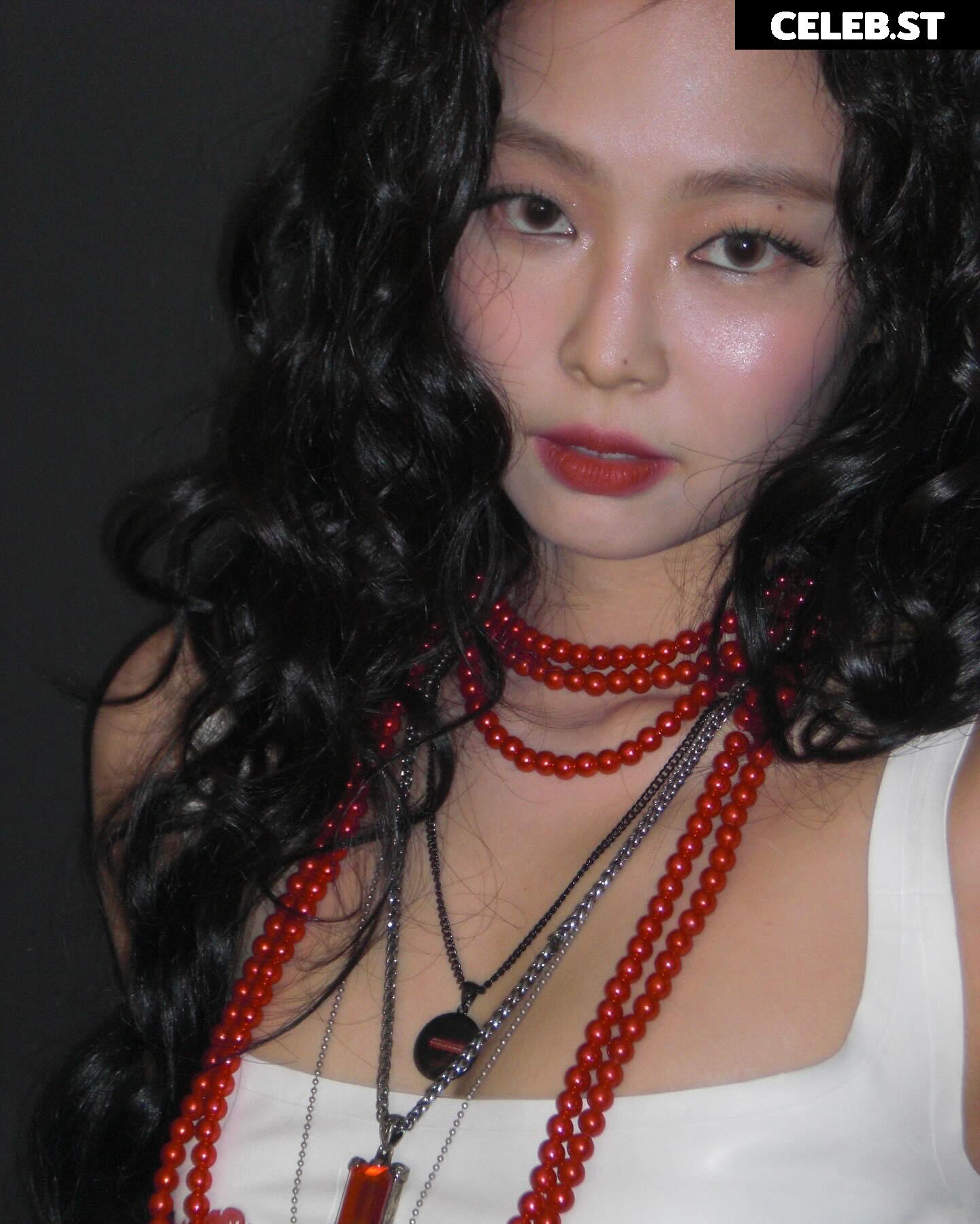 Jennie | BLΛƆKPIИK (Blackpink) Image 4429216