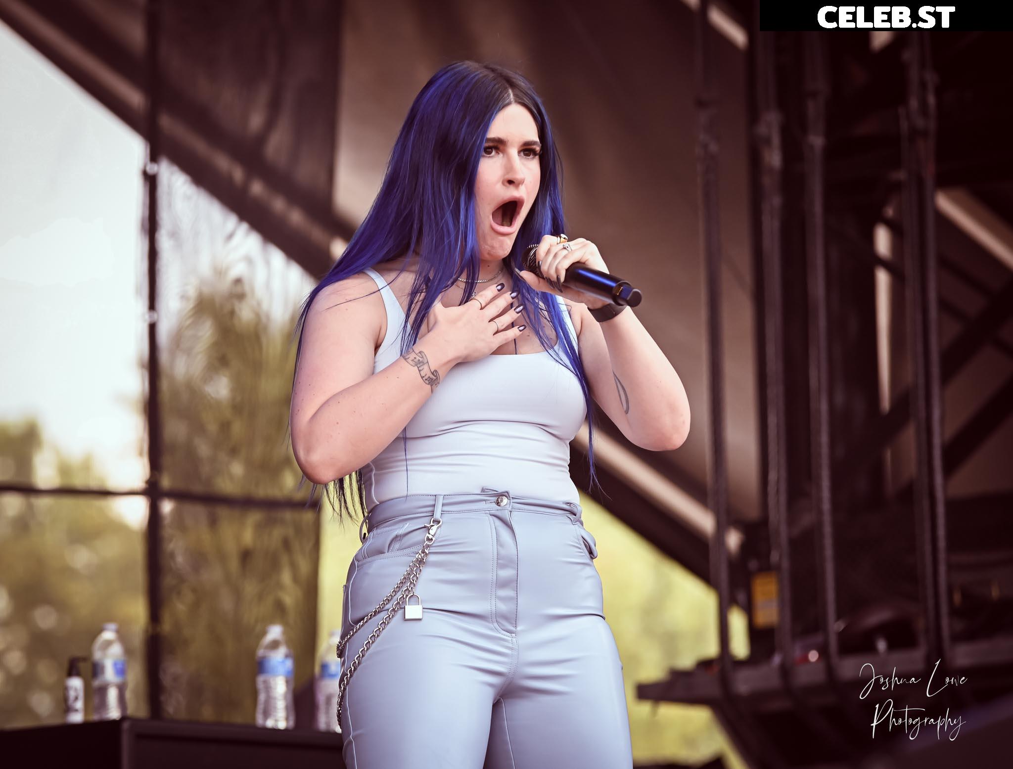 Courtney Laplante (Spiritbox Singer) Image 4428889
