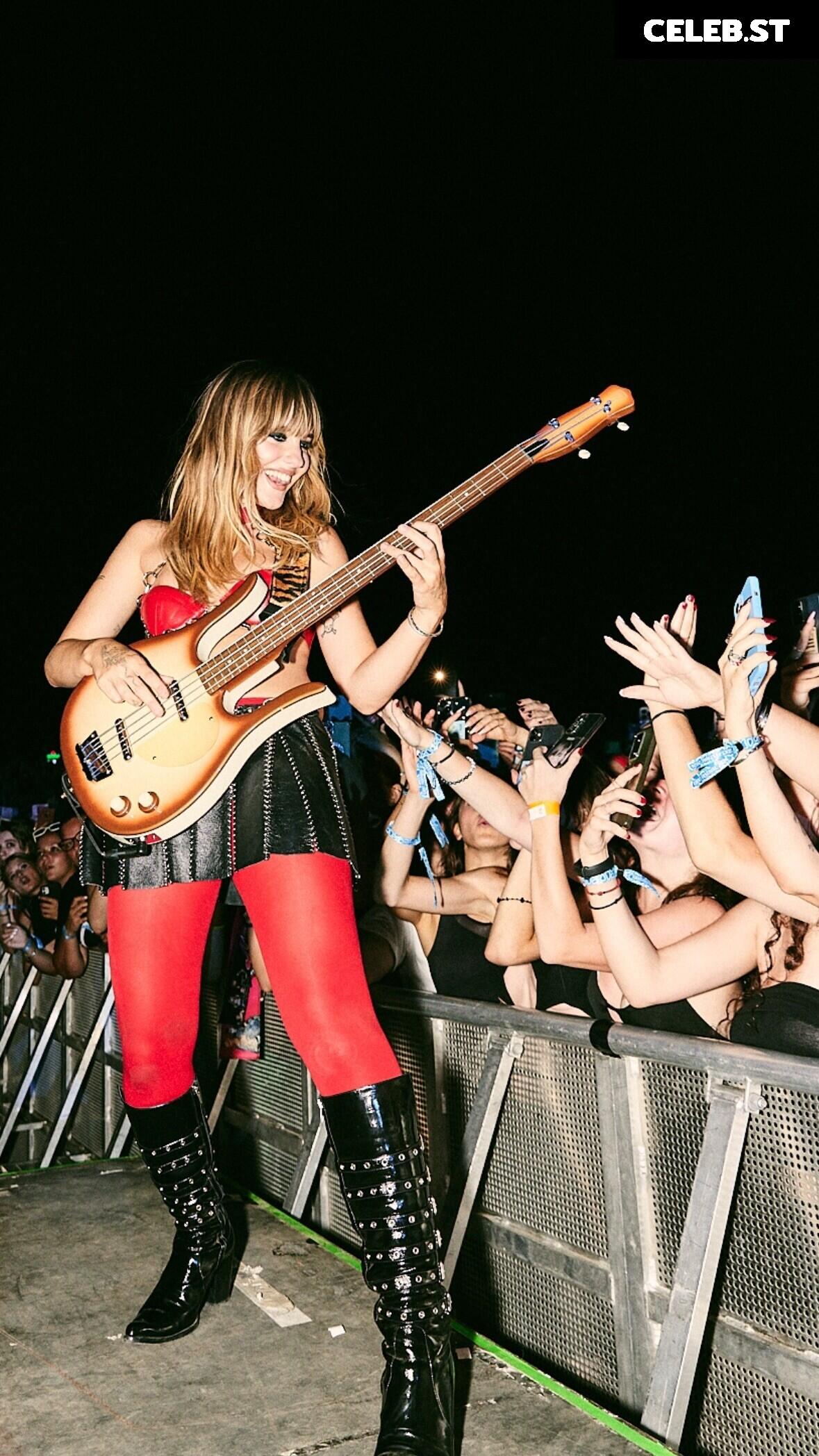 Victoria De Angelis (Maneskin bassist) Image 4428453