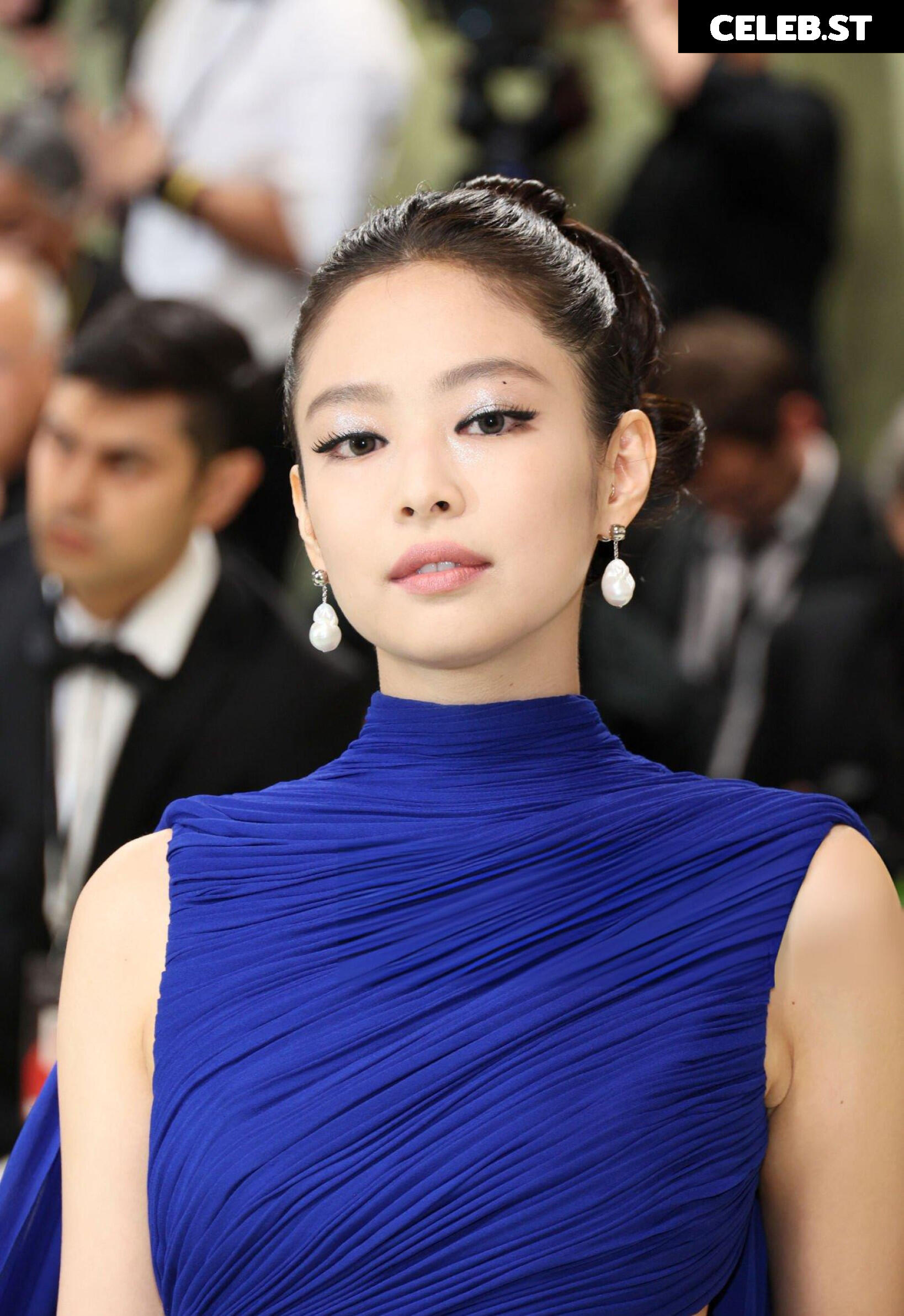 Jennie | BLΛƆKPIИK (Blackpink) Image 4415535