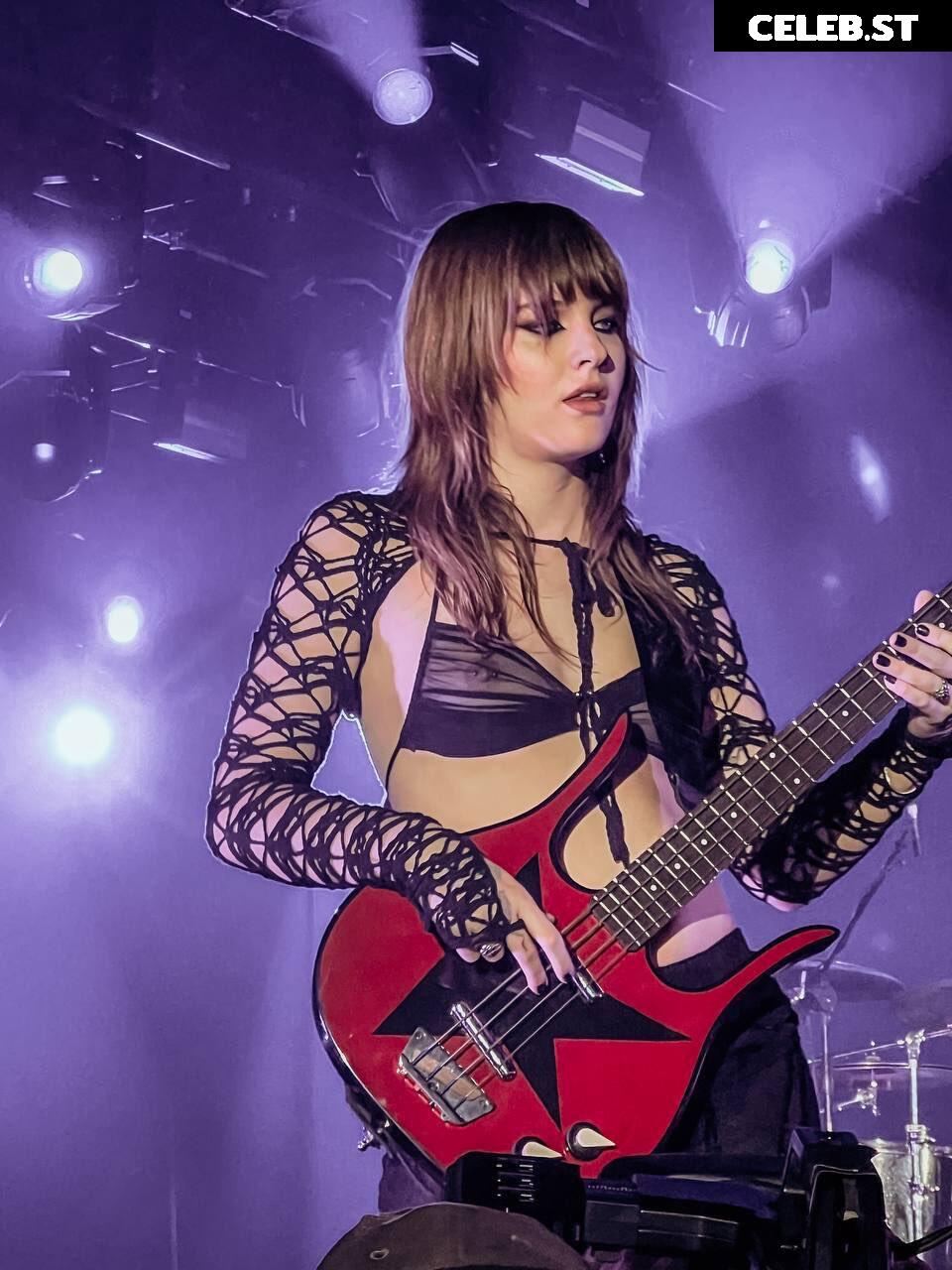 Victoria De Angelis (Maneskin bassist) Image 4415346