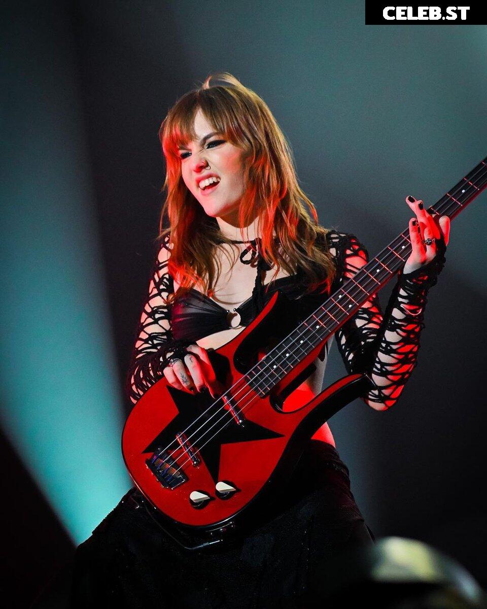 Victoria De Angelis (Maneskin bassist) Image 4415378