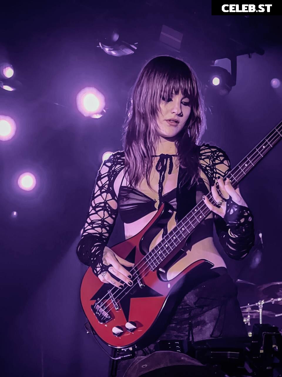 Victoria De Angelis (Maneskin bassist) Image 4415330