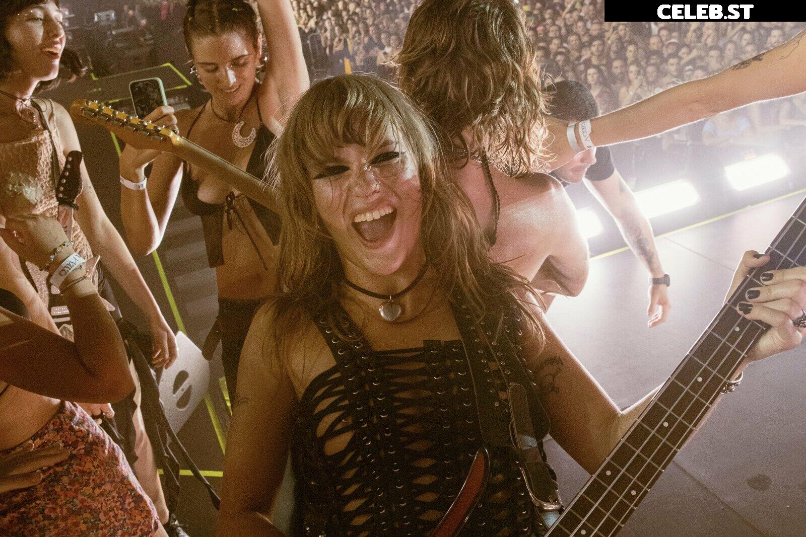 Victoria De Angelis (Maneskin bassist) Image 4416255