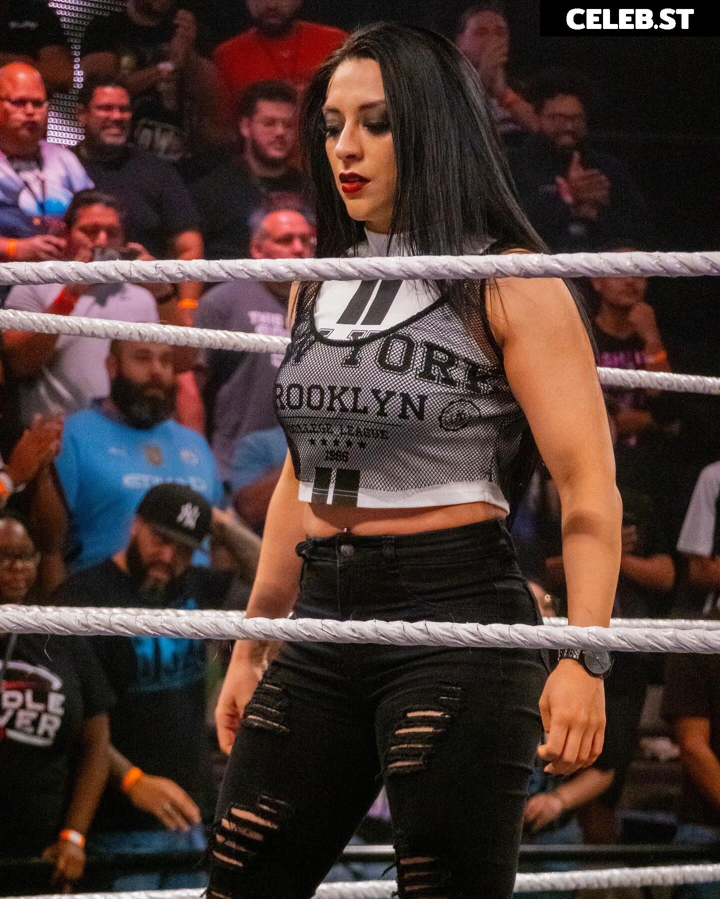 Stephanie vaquer Image 4414177