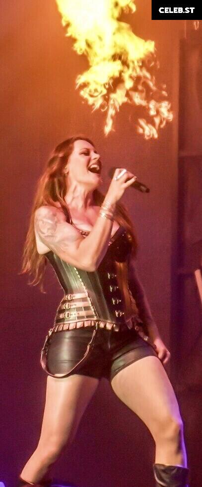 Women of Metal Image 4411475