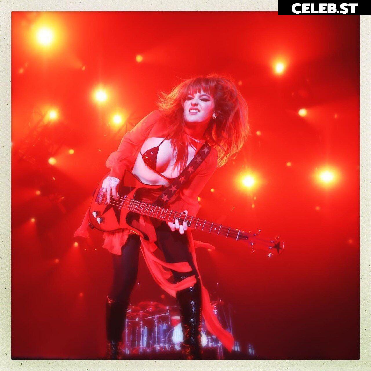 Victoria De Angelis (Maneskin bassist) Image 4411904
