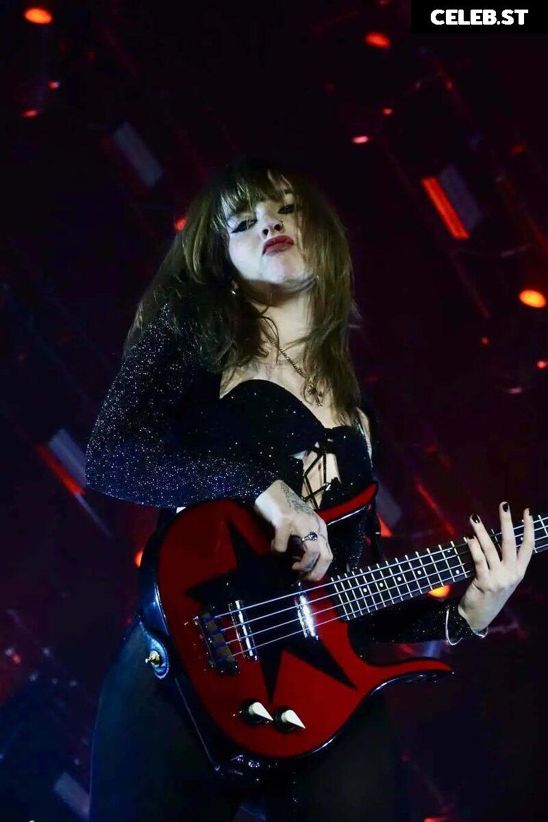 Victoria De Angelis (Maneskin bassist) Image 4411937