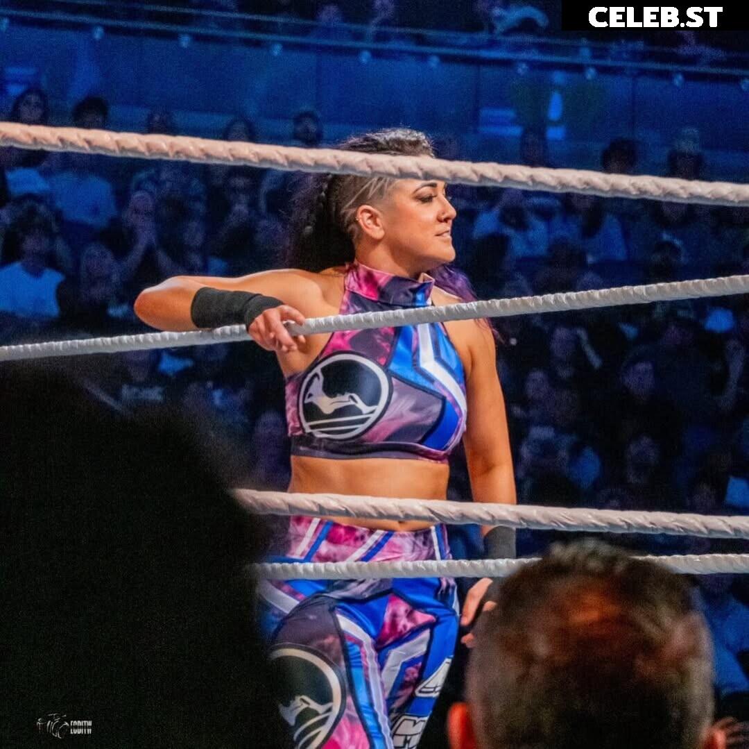 WWE Bayley / Davina Rose / Pamela Rose Martinez Image 4412515