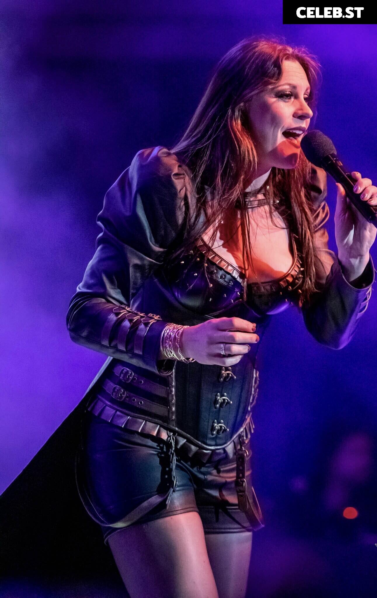 Women of Metal Image 4412421