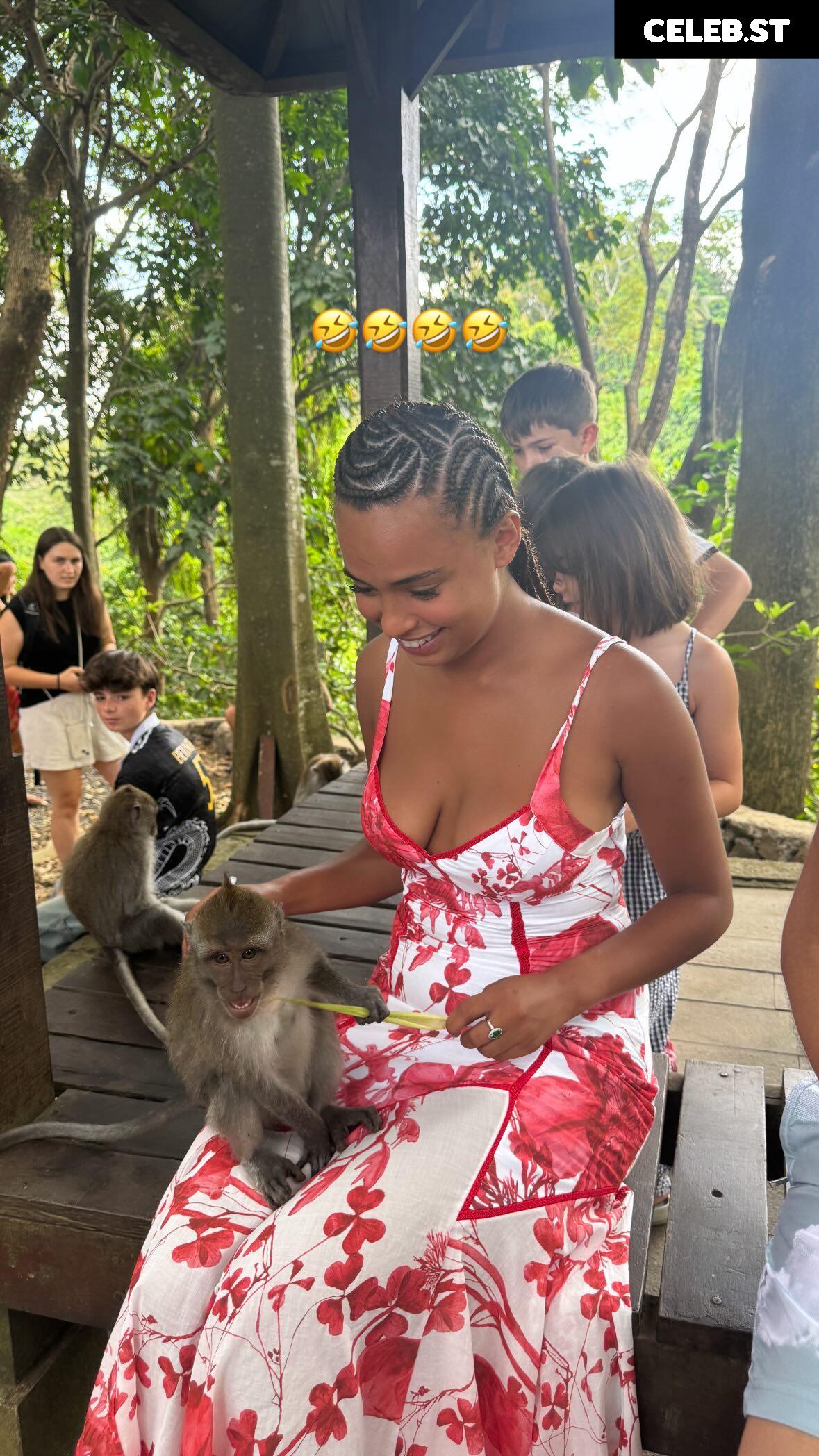 Paola Locatelli Image 4412257