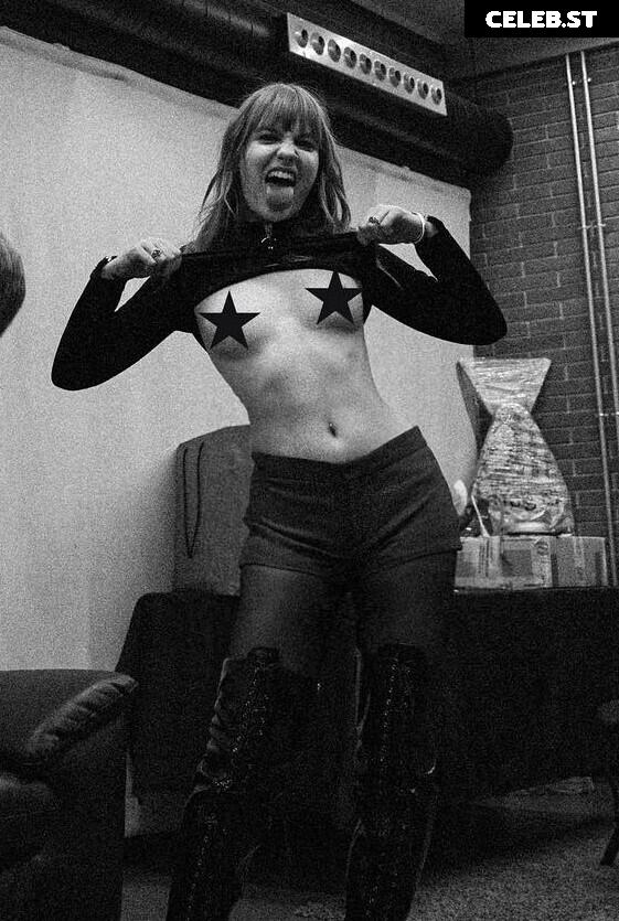 Victoria De Angelis (Maneskin bassist) Image 4413630