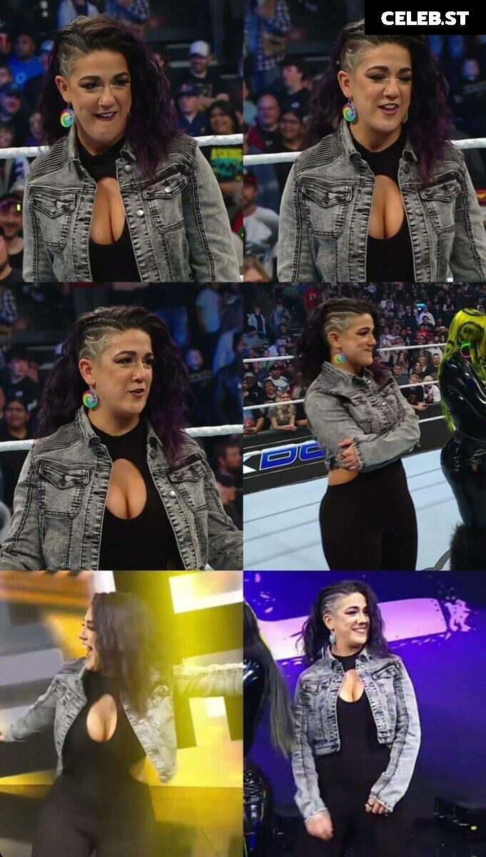 WWE Bayley / Davina Rose / Pamela Rose Martinez Image 4410417