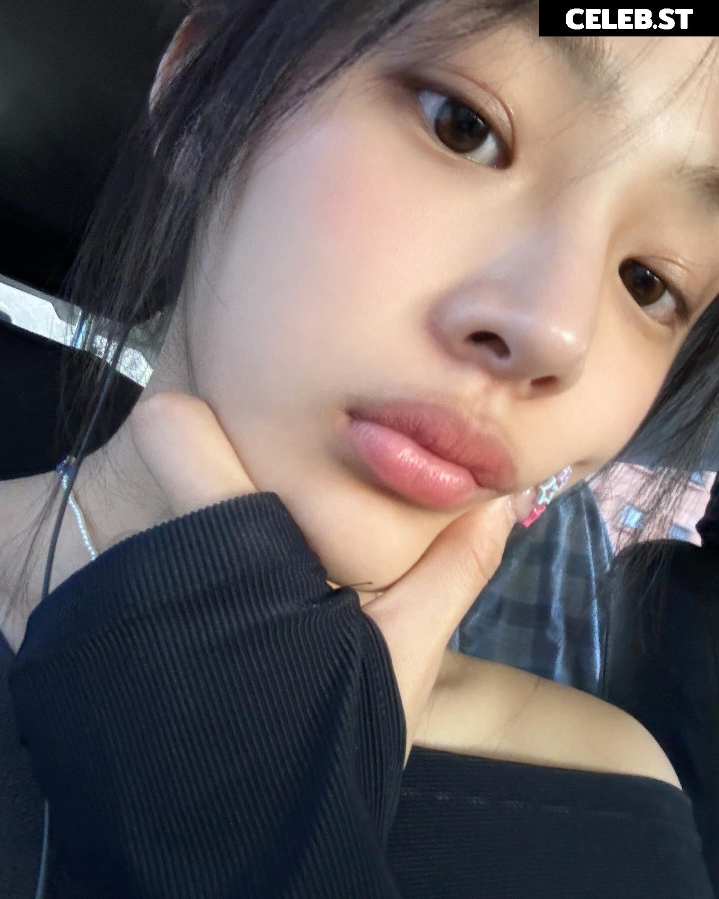 Minji (NewJeans) Image 4419475