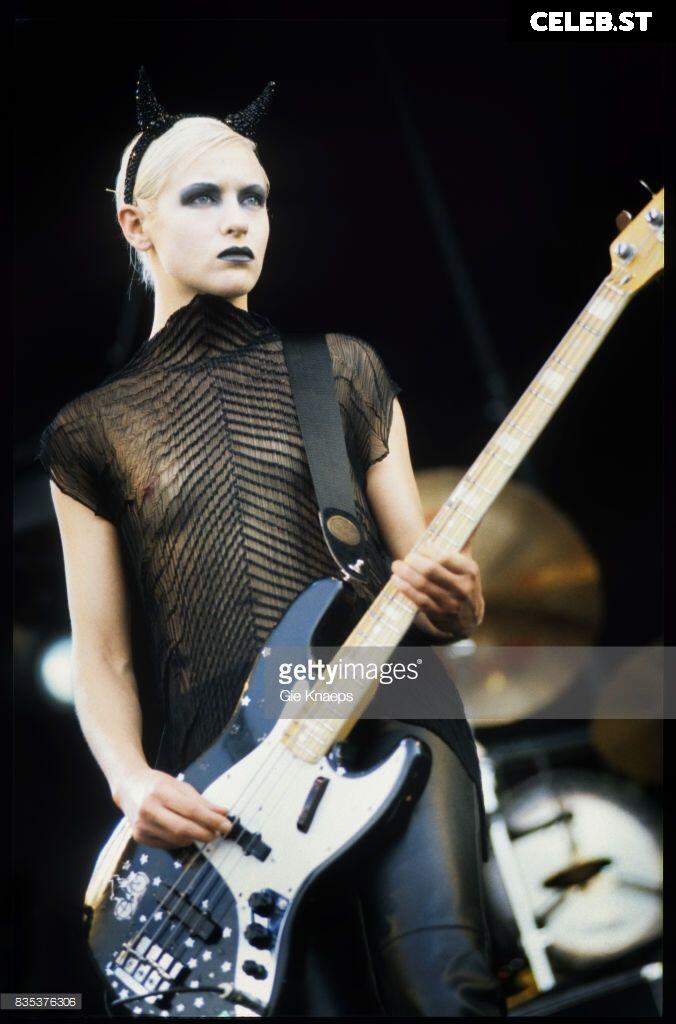 Women of Metal Image 4419405