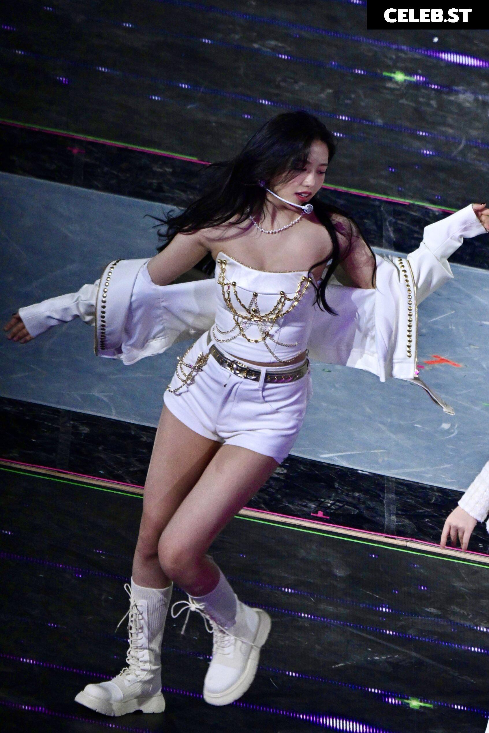 An Yujin 안유진 | (An) IVE Image 4419431