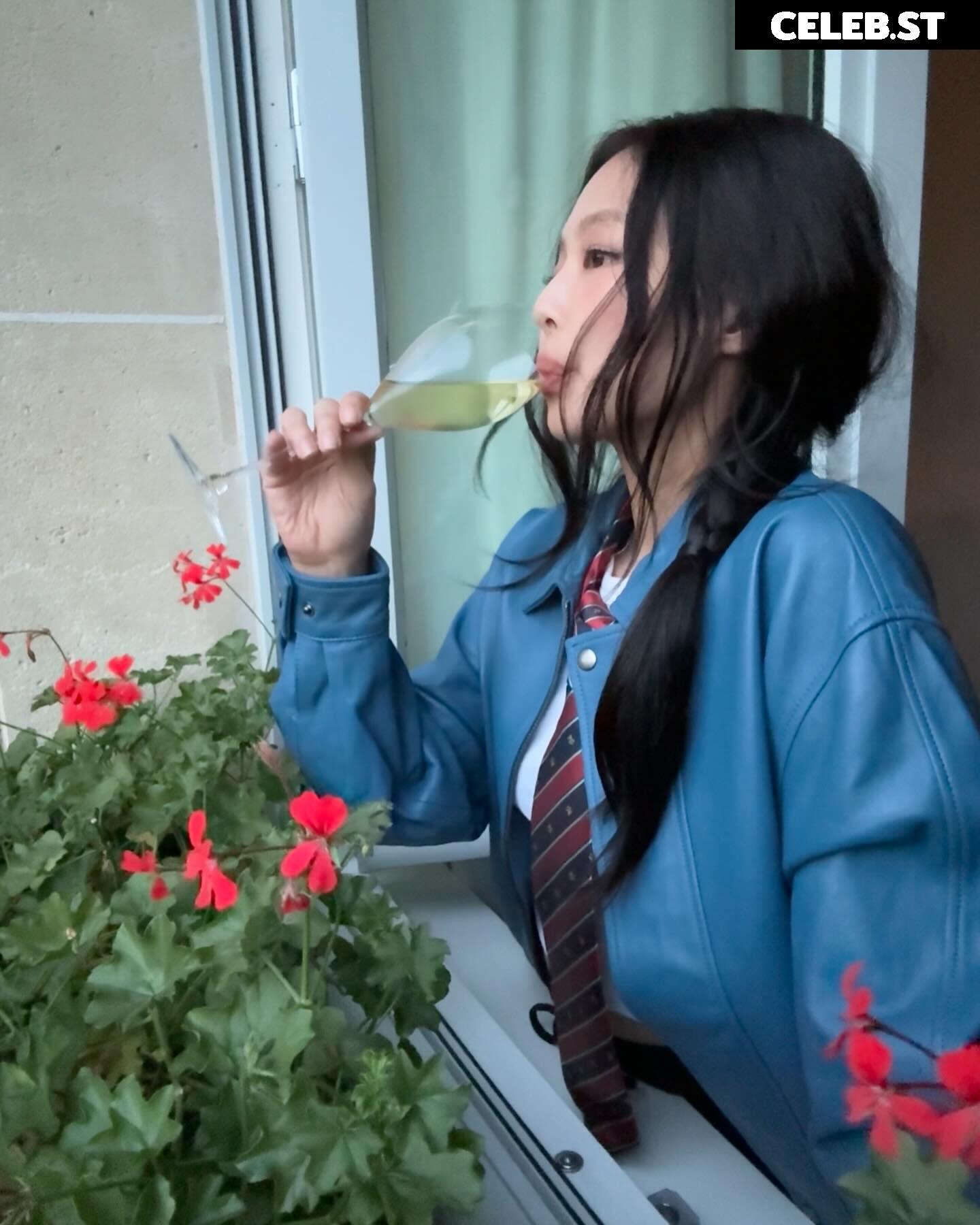Jennie | BLΛƆKPIИK (Blackpink) Image 4419694