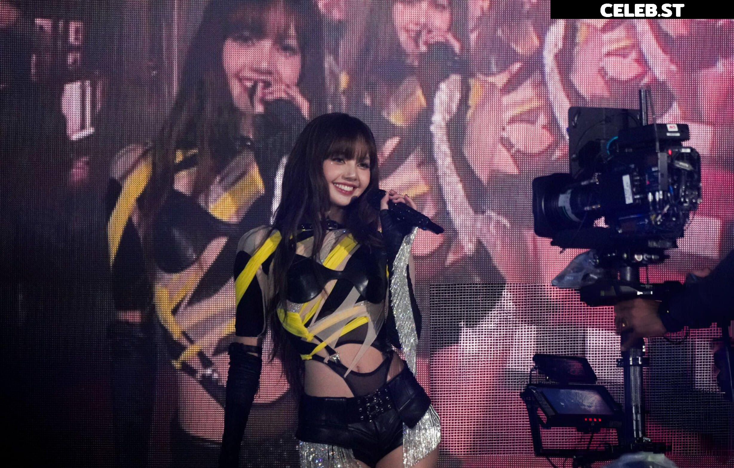 Lisa | BLΛƆKPIИK (Blackpink) Image 4419001