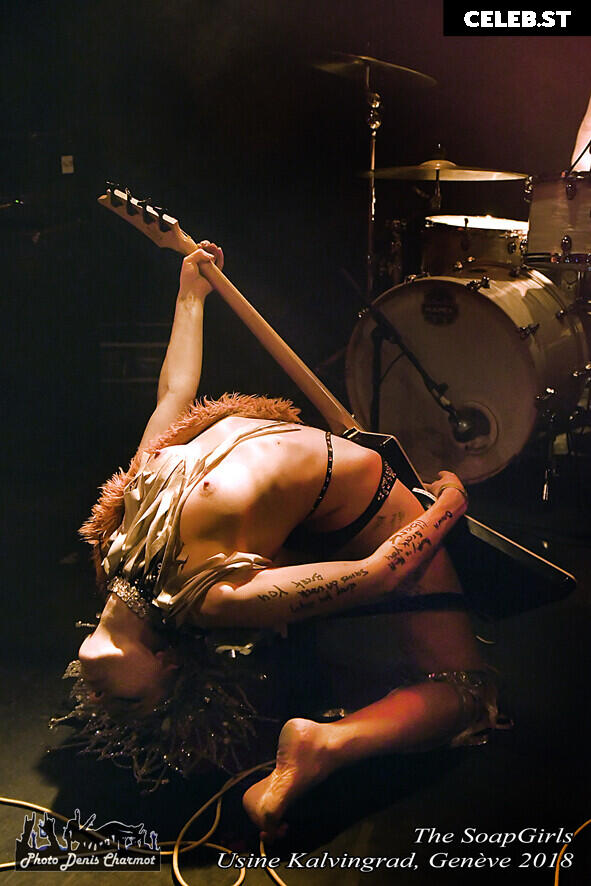 Women of Metal Image 4418465