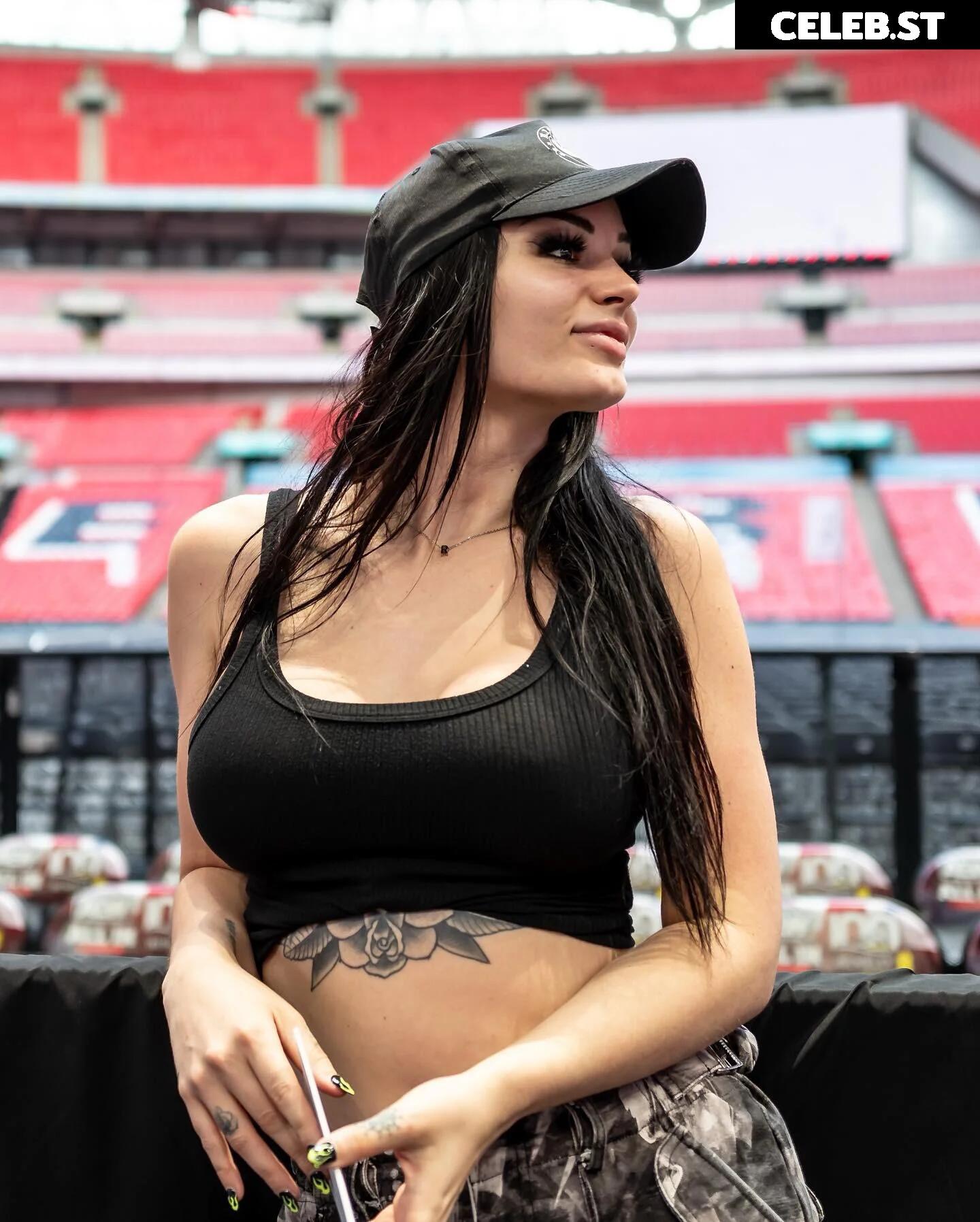 WWE's Paige / Saraya Bevis Image 4405521